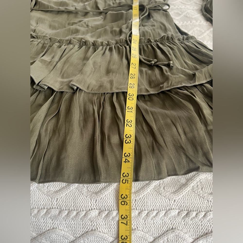 Socialite “Dusty” Olive Silky Smooth Long Sleeve Ruffle Dress Women’s Size L - Picture 5 of 16